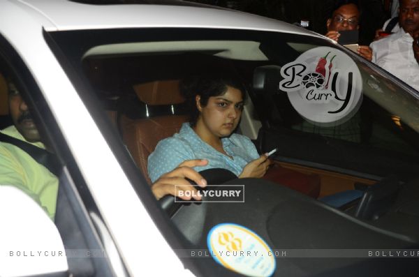 Anshula Kapoor arrives at Anil's residence