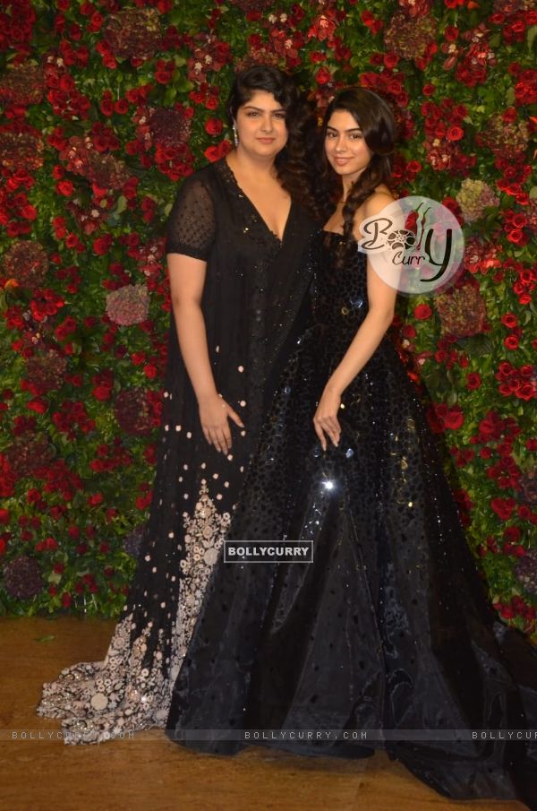 Anshula Kapoor and Khushi Kapoor at Ranveer Deepika Wedding Reception Mumbai