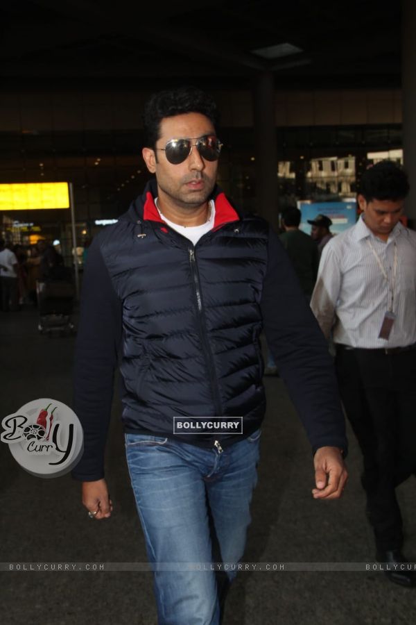 Abhishek Bachchan snapped at Mumbai Airport