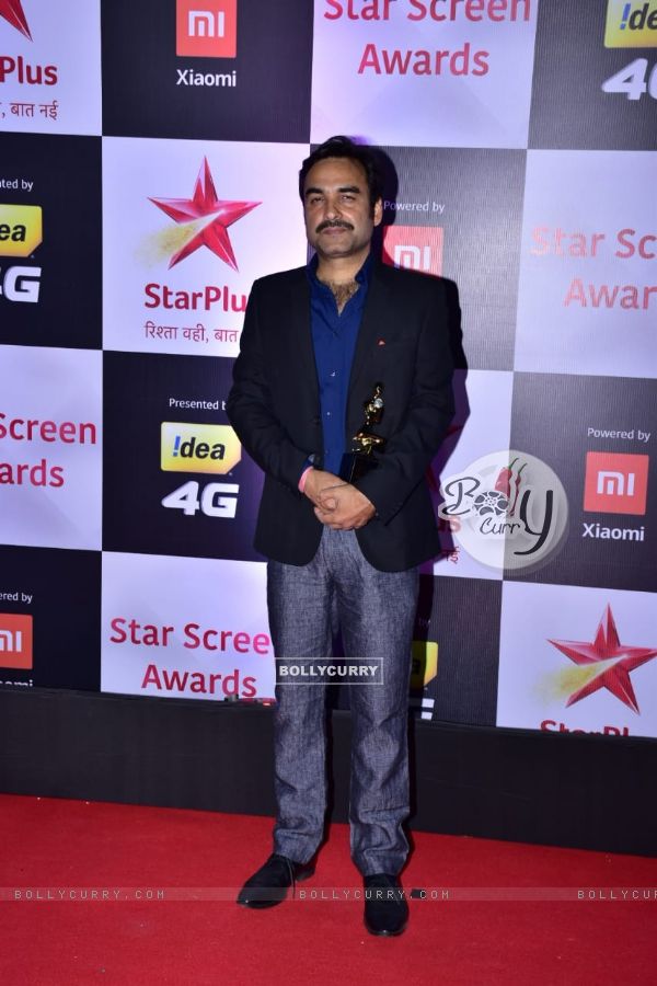 Pankaj Tripathi at Star Screen Awards 2018