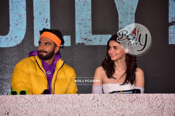 Ranveer Singh and Alia Bhatt at Gully Boy Trailer launch (443018)