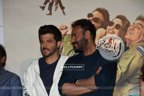 Ajay Devgn and Anil Kapoor at the trailer launch of 'Total Dhamaal' (443510)