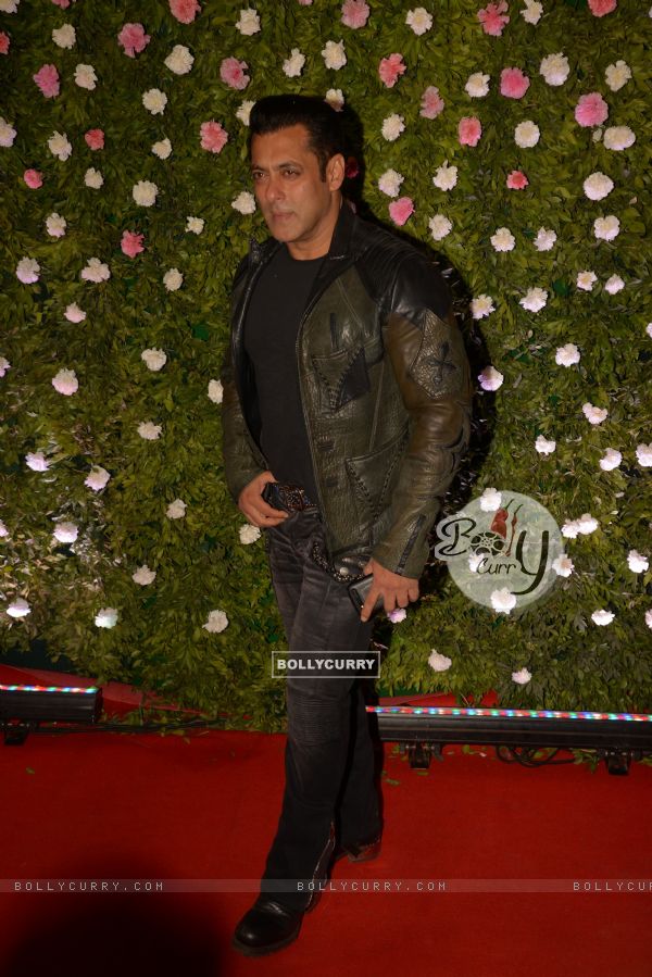Salman Khan at Amit Thackeray's reception