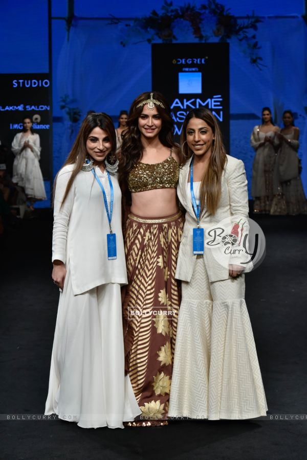 Kriti Kharbanda walks the ramp for fashion designers at 'Lakme Fashion Week'
