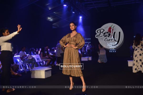 Sonal Chauhan snapped at Lakme Fashion Week