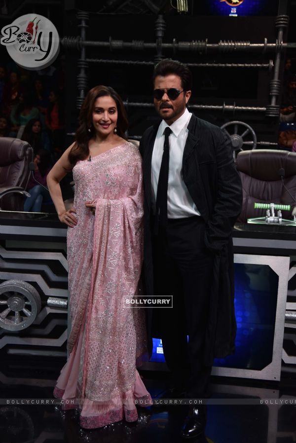 Anil and Madhuri at promotions of Total Dhamaal (444497)