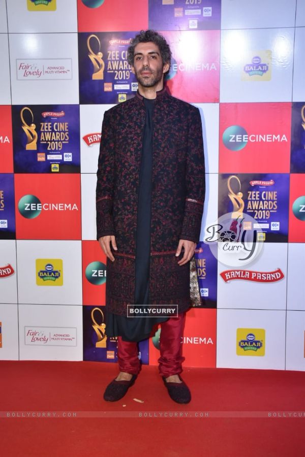 Jim Sarbh at Zee Cine Awards!