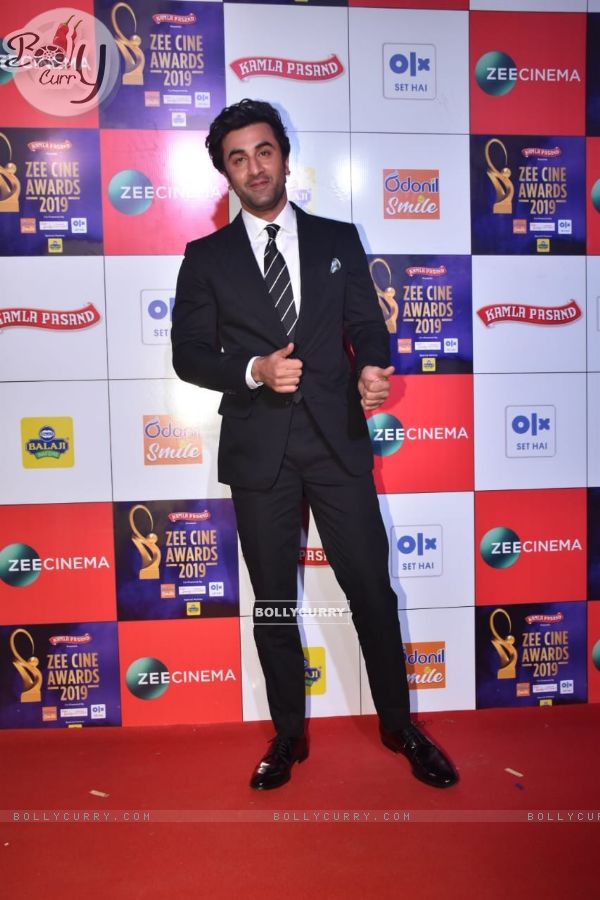 Ranbir Kapoor papped at Zee Cine Awards!