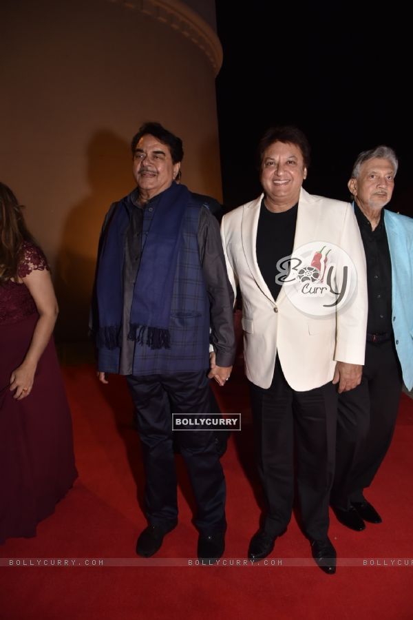 Shatrughan Sinha attends Filmfare's 1st Anniversary at Middle east!