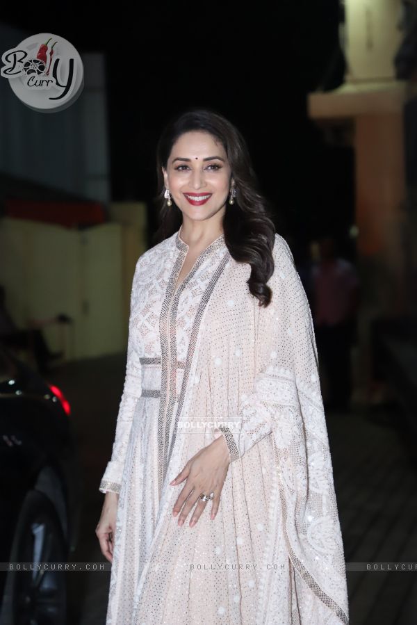 The gorgeous Madhuri Dixit at the special screening of Kalank (446418)
