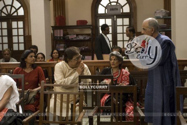Court scene from the movie Mittal V/S Mittal (56587)