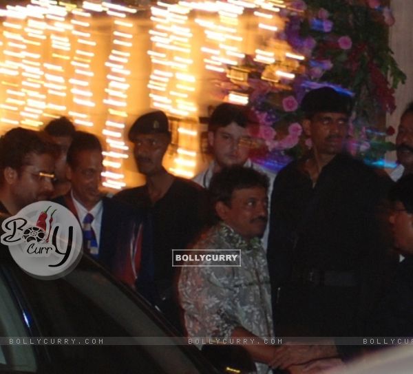 Celebrities arriving at the Aishwarya Rai Abhishek Bachchan wedding 