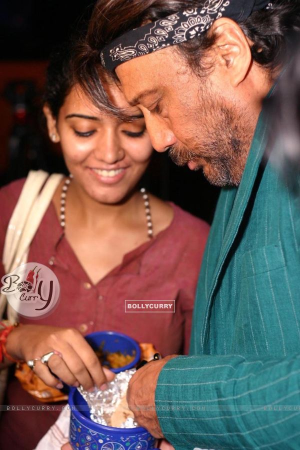 Jacky Shroff sharing tiffin at a press-meet for the Film "Kissan" in New Delhi on Wednesday (78728)