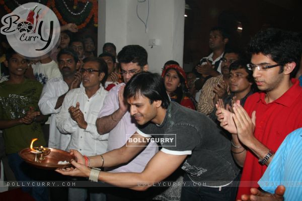 Vivek Oberoi at Andheri ka Raja Ganpati