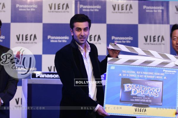 Ranbir Kapoor launches Z1 plasma TV