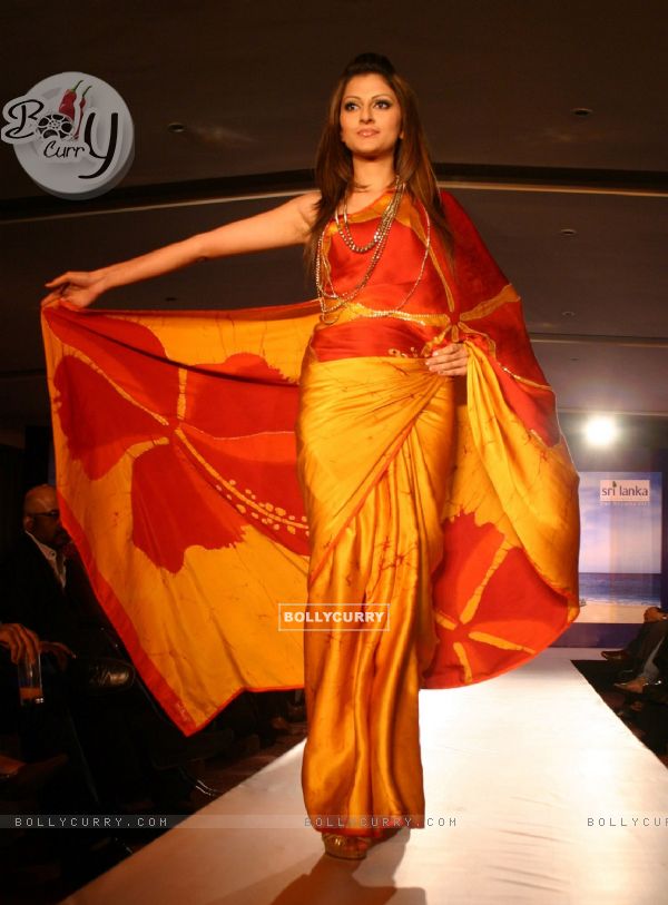 A Sri Lankan model presenting creation by Sri Lankan designer Darshi Keertisena during the Sri Lankan fashion show in New Delhi on 15 Sept Tuesday night 2009