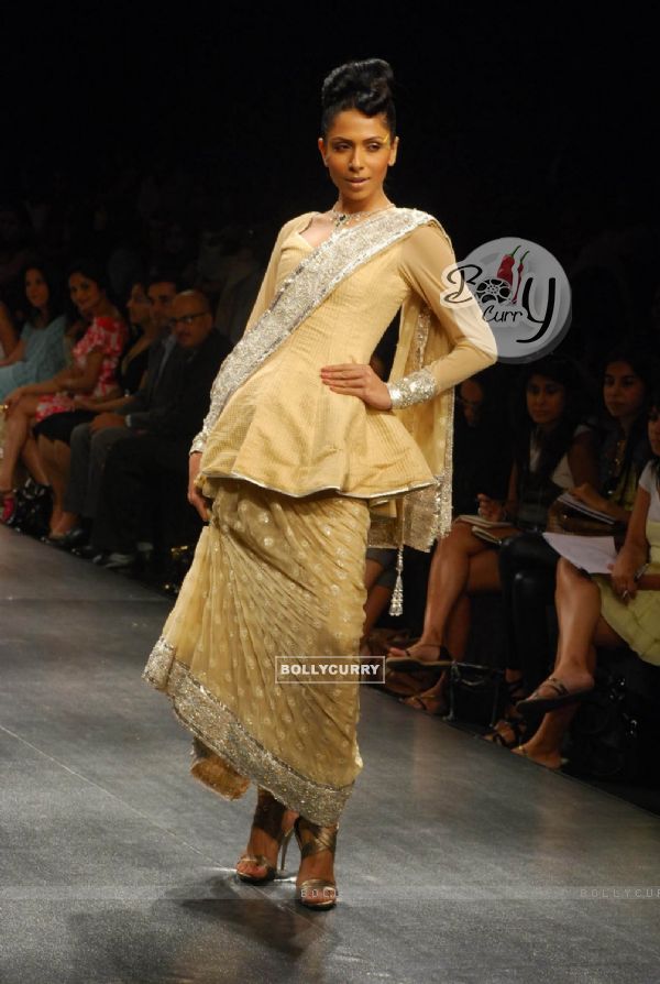 Models at the ramp of Anita Dongre''s timeless collection for Spring/Summer 2010 at Lakme Fashion Week was a stylish nostalgic fashion odyssey