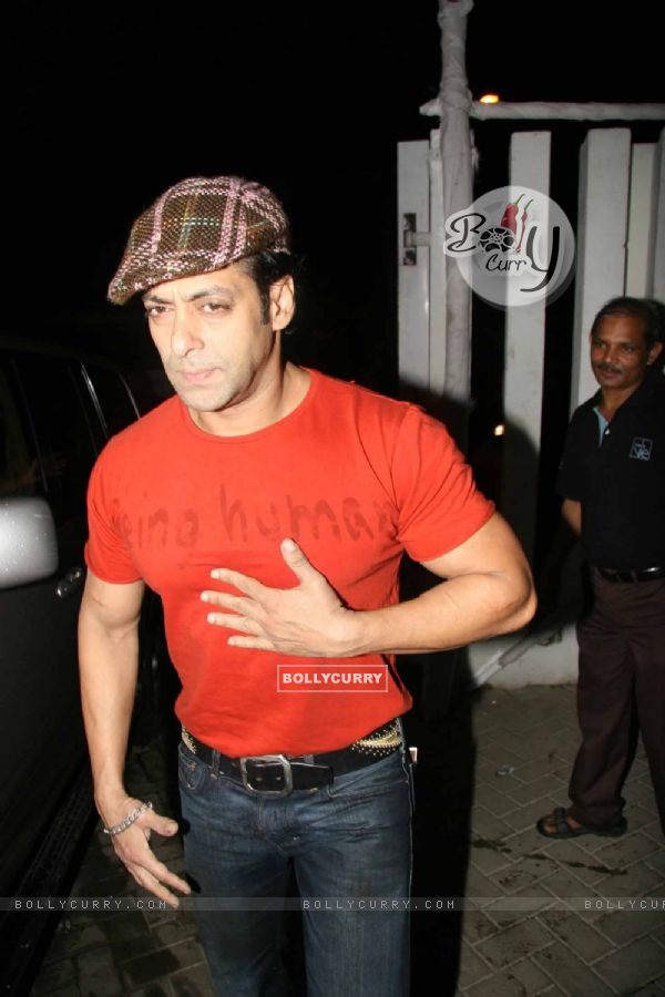 Salman Khan at Kanchivaram Success bash, in Mumbai