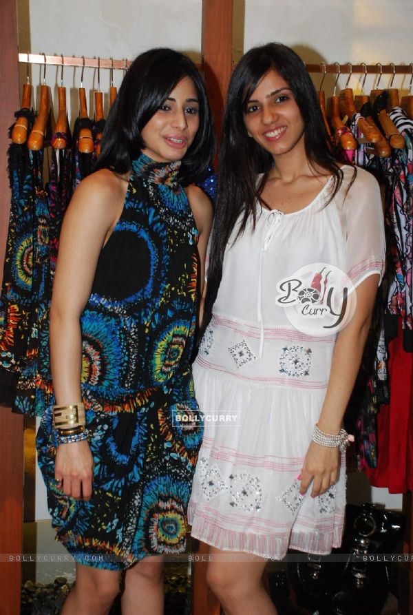 Soniya Mehra at Nishka Lulla''s fashion Preview at Fuel in Mumbai