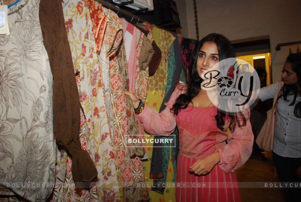 Vidya Balan at Priyadarshi Rao and Uttam Ghosh fashion preview at Zoya in Mumbai