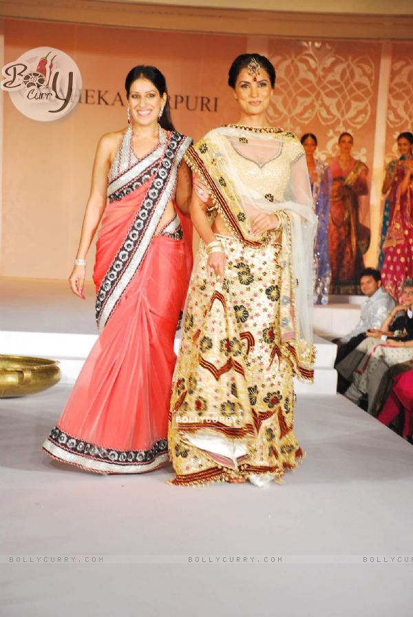 Lara Dutta walks the ramp for designer Maheka Mirpuri at Taj President in Mumbai