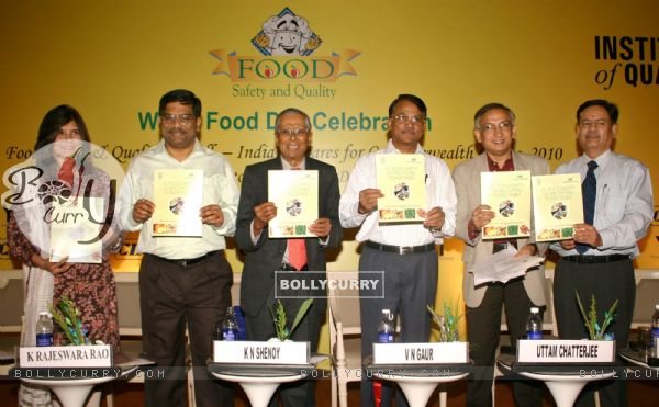 (From Left to Right) Meena Kapoor,K Rajeswara Rao, K N Shenoy,V N Gaur,Uttam Chatterjee and R K Tandon at the release of ''''CII - food safety rating matrix for food eateries based on ''''fassai criteria for audit of food establishment'''', in New