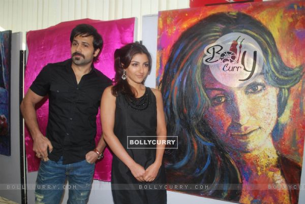 Emraan Hashmi and Soha Ali Khan at Tum Mile 3- D Painting Launch in Mumbai (81657)