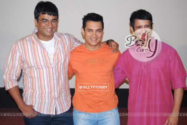 Bollywood actors Sharman Joshi, Aamir Khan and R Madhavn at a press conference in Mumbai where they were promoting their upcoming movie "3 Idiots"