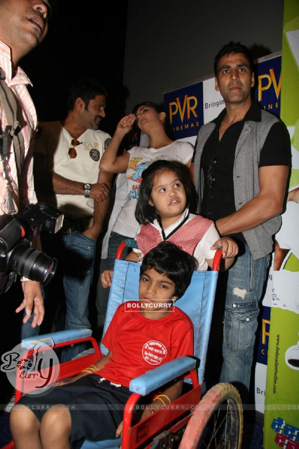 Sunil Shetty, Katrina Kaif and Akshay Kumar at De Dana Dan Special Screening for Kids, PVR Goregaon (IANS: Photo)