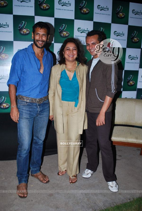 Model-turned-actors Milind Soman and Aryan Vaid turned chefs at "Carlsberg" event at Bandra, Mumbai