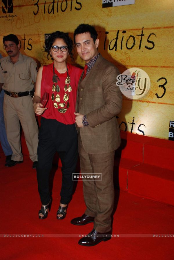 Kiran and Aamir Khan at 3 Idiots Press Meet at IMAX Wadala