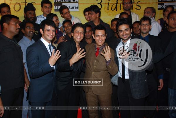 Sharman Joshi, Shahrukh Khan, Aamir Khan and Madhwan at 3 Idiots Press Meet at IMAX Wadala (83358)
