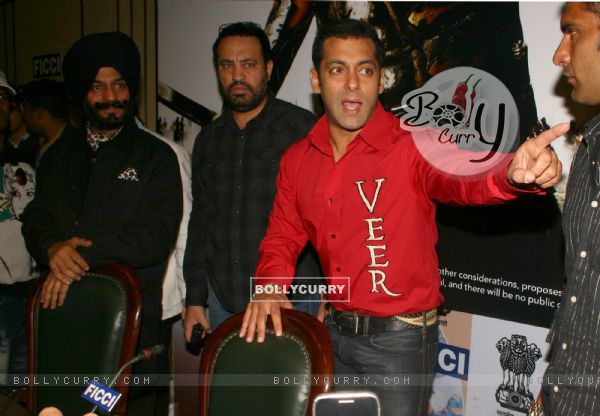 Bollywood actor Salman Khan in New Delhi to promote his film ''''Veer'''' on Tuesday 19 Jan 2009 (84117)