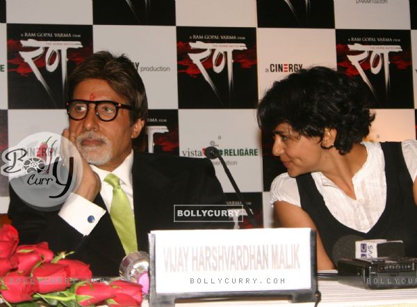 Bollywood star Amitabh Bachchan and actress Gul Panag in New Delhi to promote his film'' ''''Rann'''' on Tuesday 19 jan 2010 (84124)