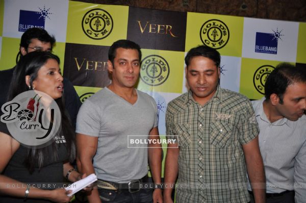 Bollywood actor Salman Khan at the promotional event of "Gold''s Gym and Veer Strength Challenge" (84214)