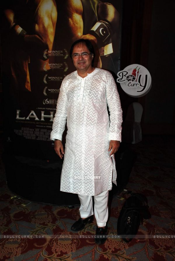 Farooq Shaikh on the press conference of film "Lahore"