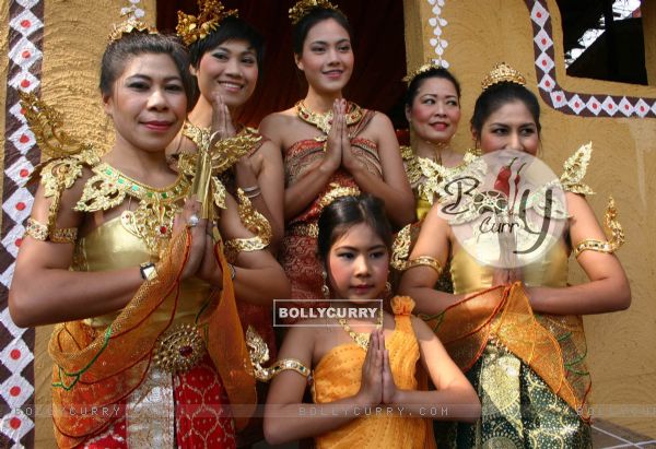 Thai traditional dancers at the Surajkund Crafts Mela in Faridabad on Sunday New Delhi,31 Jan 2010