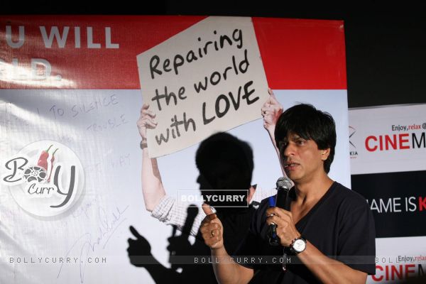 SRK promotes "My Name is Khan" at Fun N Cinemax