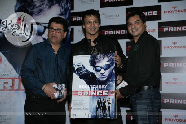 Vivek Oberoi at the launch of Prince Film Music, Oberoi Mall (85246)