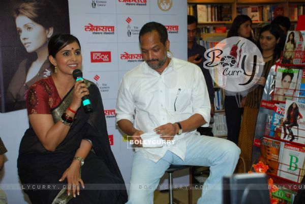 Nana Patekar at Sonali Kulkarni''s book launch "So Kul" at Crosswords, Juhu