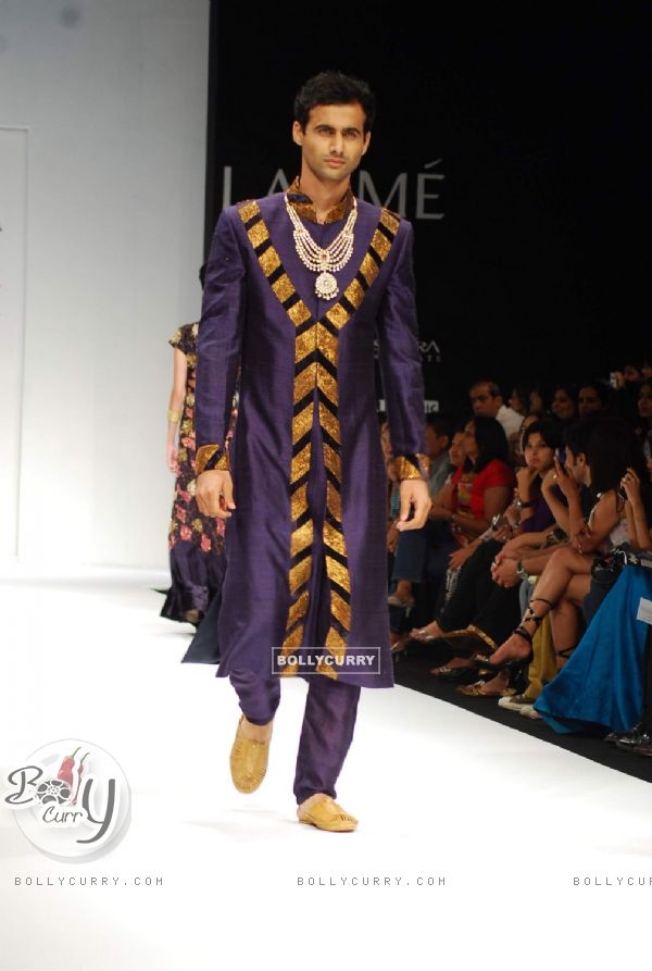 Model walks on the ramp for designer Abdul Halder at Lakme Fashion Week 2010