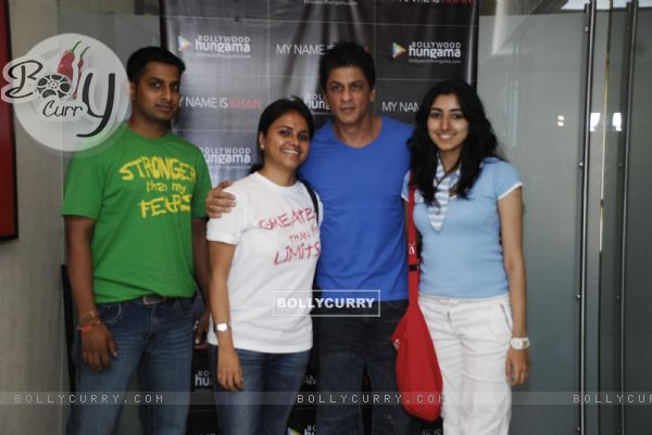 Reebok My Name Is Khan online contest winners get to meet SRK and win Reebok MNIK merchandise (86322)
