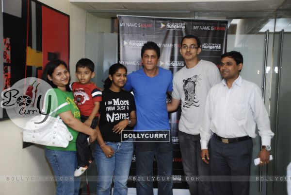 Reebok My Name Is Khan online contest winners get to meet SRK and win Reebok MNIK merchandise