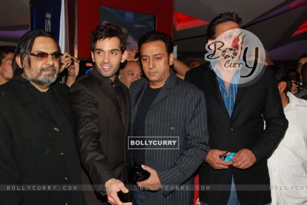 Gulshan Grover, Jackie Shroff and Luv Sinha at Saadiyan film premiere (86658)