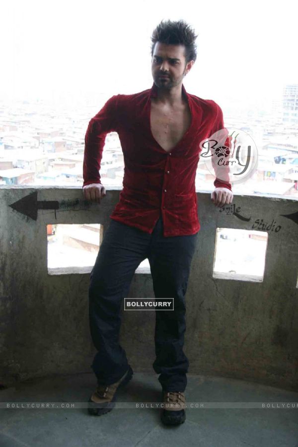 Bollywood actor Mimoh Chakravarthy at a Photoshoot in Goregaon