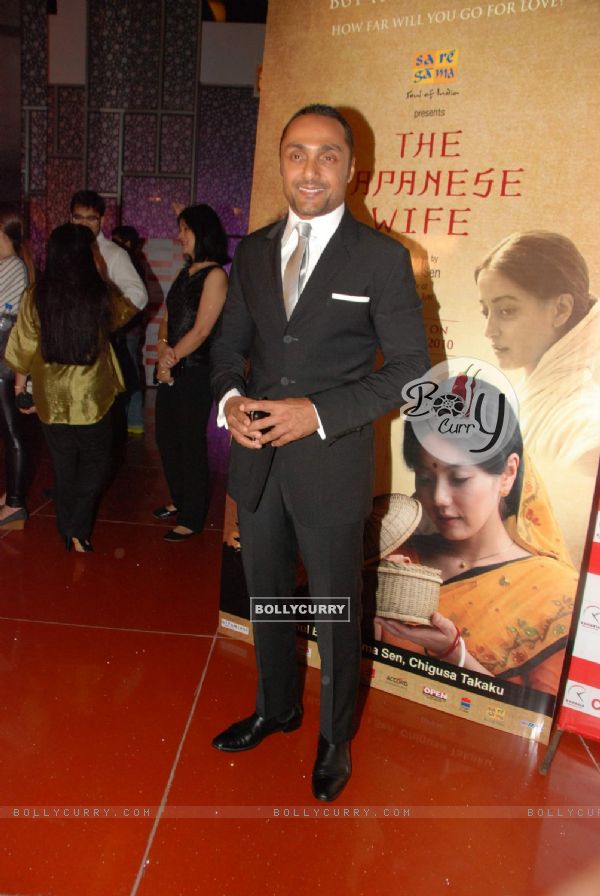 Bollywood actor Rahul Bose at the premiere of "The Japanese Wife" in Mumbai (86814)