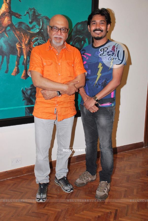 Pritish Nandy at Mritunjay Mondal''s Exhibition at India Fine Art