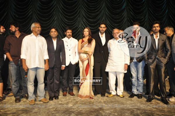 A R Rahman, Aishwarya Rai Bachchan, Abhishek Bachchan and Gulzar at ''RAAVAN'' movie music launch (87273)