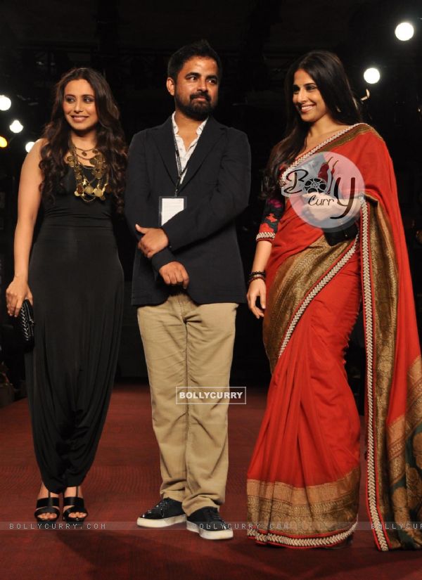Bollywood actress Rani Mukherjee and Vidya Balan with designer Sabyasachi Mukherjee''s show at the Delhi Counter Week 2010, in New Delhi on Tuesday