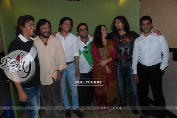 Sonu,Shaan,Kunal at 10 top musicians jam for animation film "Mo Mamo" at  Aadesh Shrivastava studio